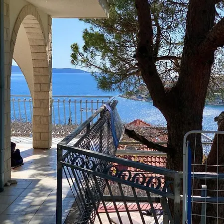 Villa Mira Trogir Exterior photo
