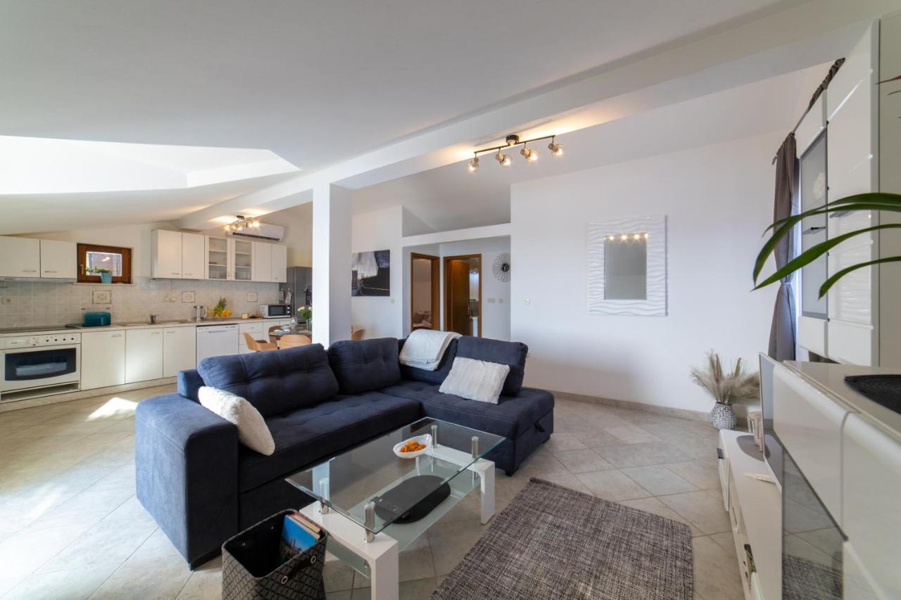 Mira Apartment Trogir